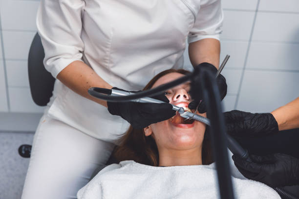 Best Emergency Tooth Extraction in Ricardo, TX
